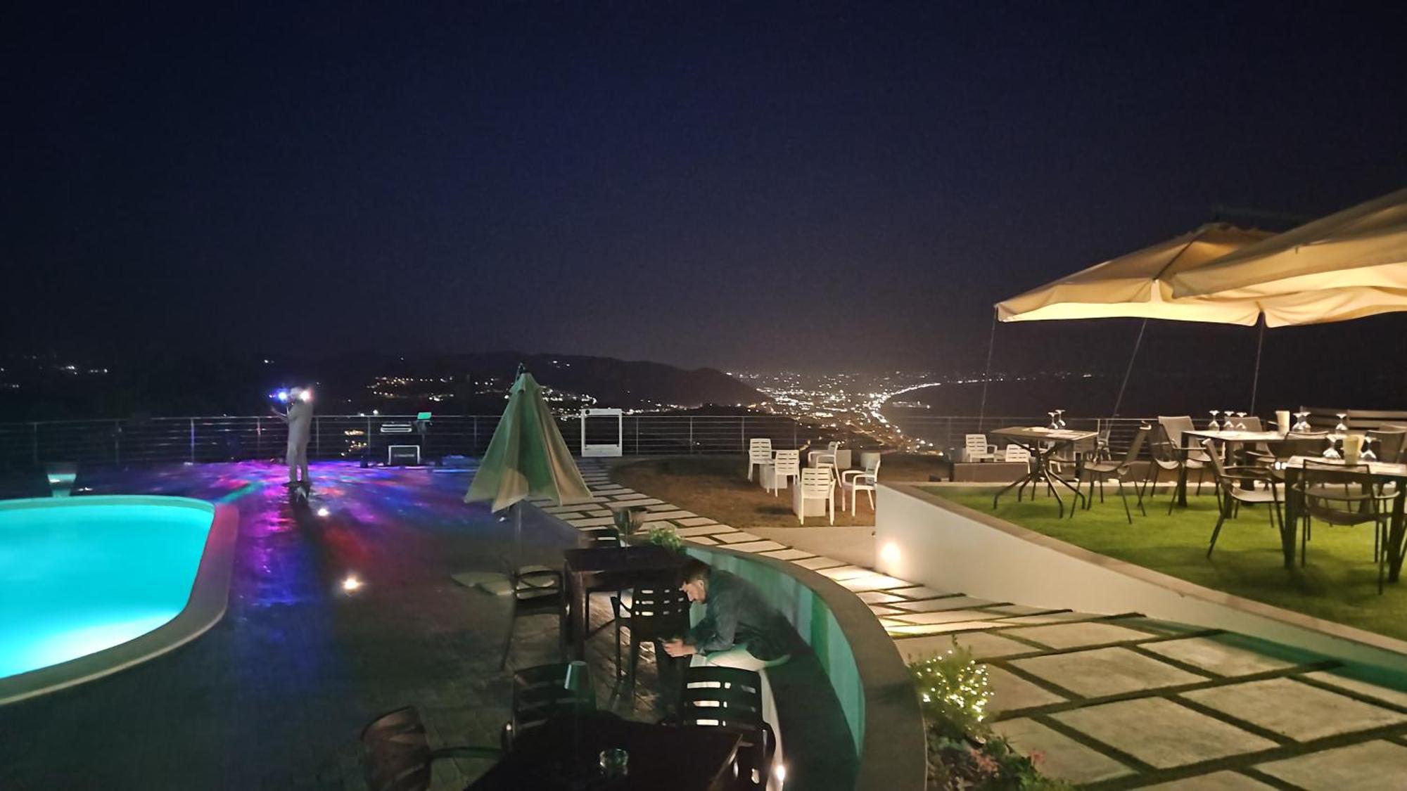 Appartamento Emma Con Piscina - Vista Mare"Tenuta Croce" Salerno Exteriör bild